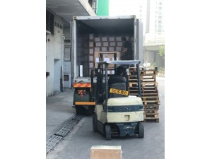 提供5T車深圳到香港噸車貨運(yùn)服務(wù)